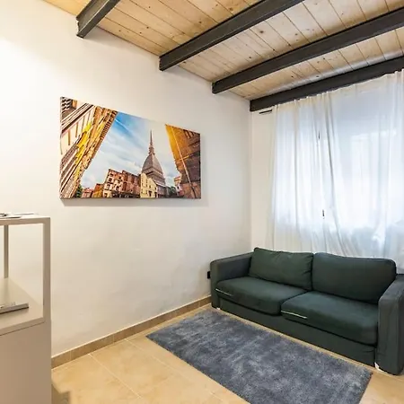Apartment Casa Surf Loft A 3 Minuti Dal Centro Di Turin